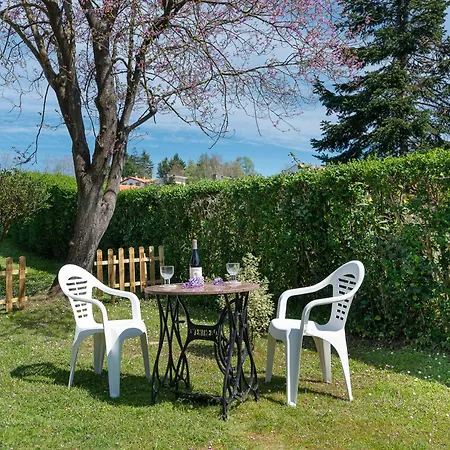 Glicinia Holiday home *